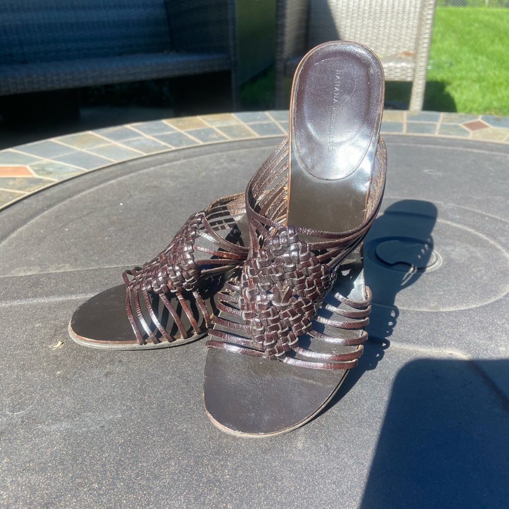 Banana Republic Brown Leather Wedge Sandal Sz 5.5